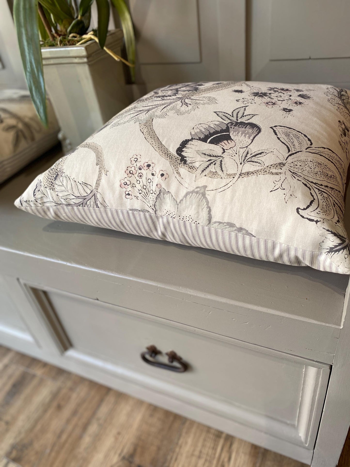 Vintage pine bench with storage drawers hand painted in grey